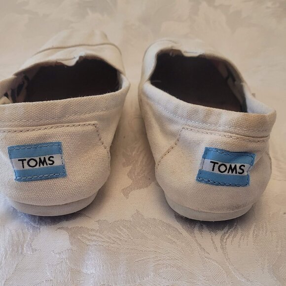TOMS White Alpargatas - Picture 4 of 6